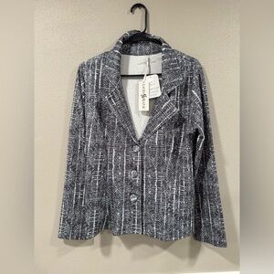 NWT Laura Hlavc Boss Jacket - Mandala